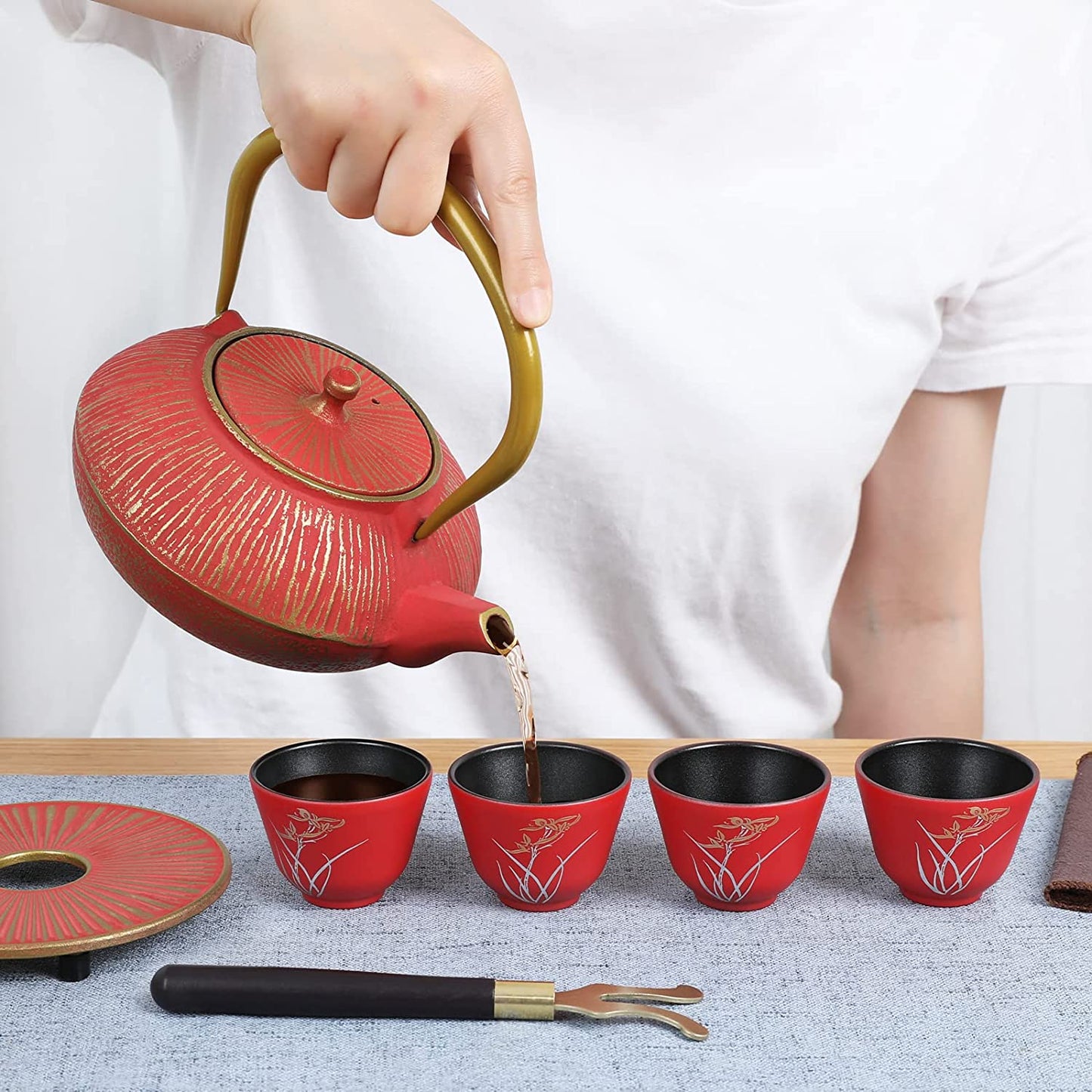 Japanese Style Cast Iron Teapot with 4 Tea Cups Trivet Tetsubin Tea Kettle with Infuser Chinese Tea Set for Adults Iron Tea Pots Black (Magpie and Plum Pattern)